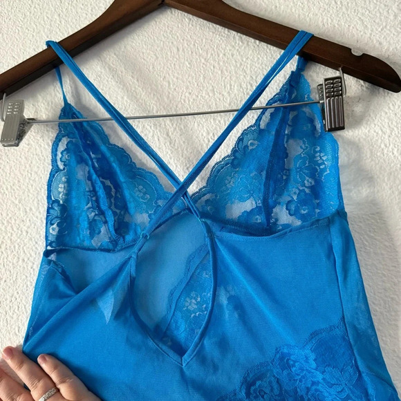 Fredericks Of Hollywood Set Intimate Lingerie Cross Back Panties Mesh Lace NWOT - Picture 7 of 13